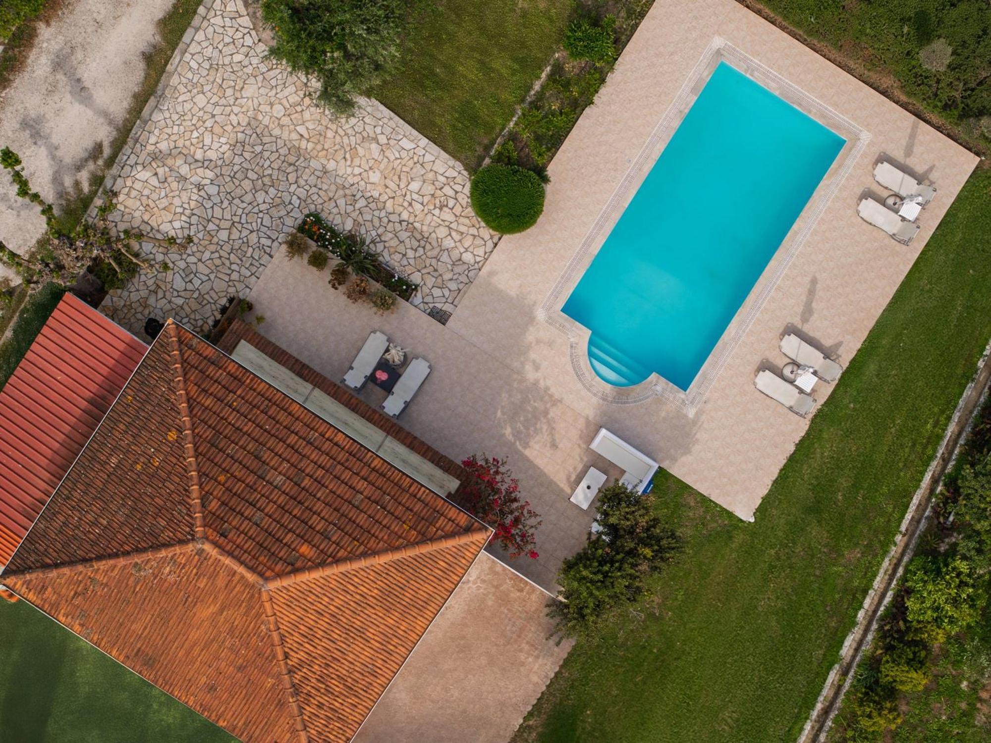 Villa Lola - 3 Bedrooms & Private Pool Lithakia  エクステリア 写真