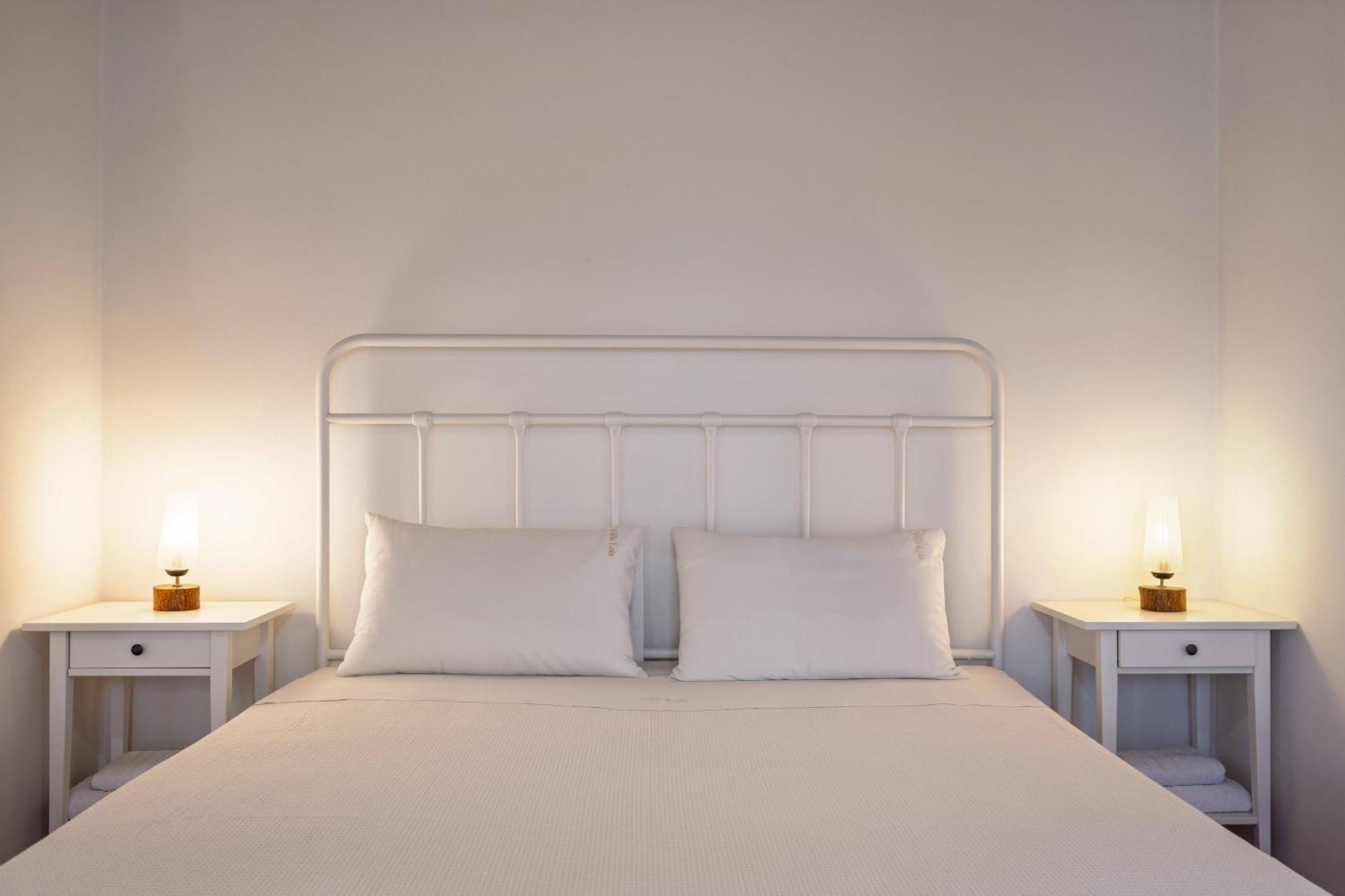 Villa Lola - 3 Bedrooms & Private Pool Lithakia  エクステリア 写真